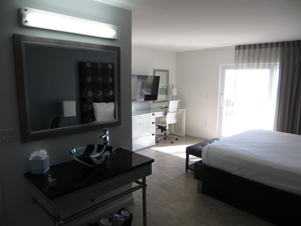 Lotus Boutique Inn And Suites شاطئ أورموند المظهر الخارجي الصورة