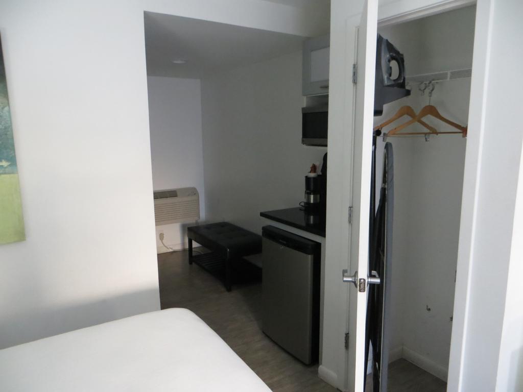 Lotus Boutique Inn And Suites شاطئ أورموند المظهر الخارجي الصورة
