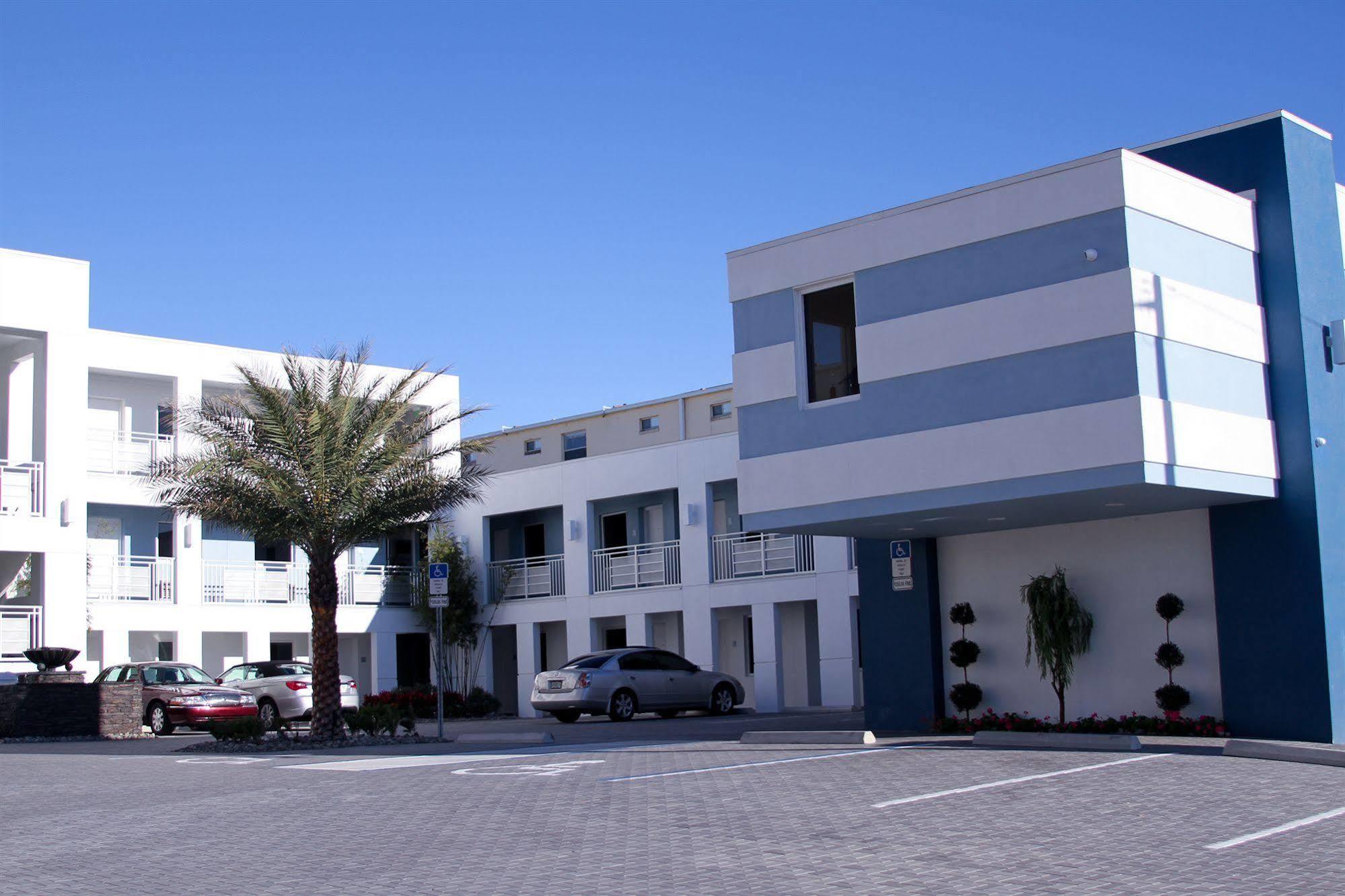 Lotus Boutique Inn And Suites شاطئ أورموند المظهر الخارجي الصورة