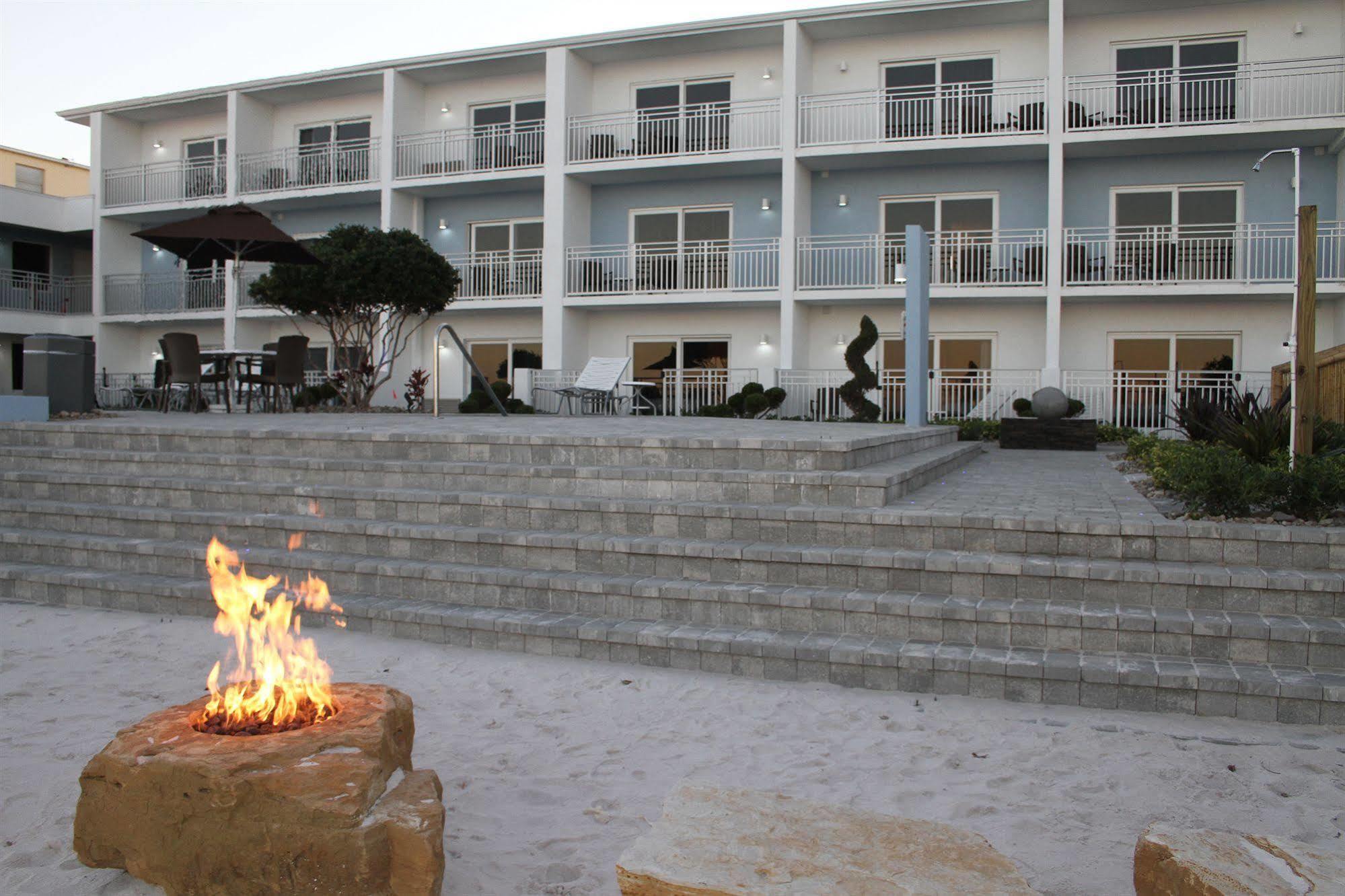 Lotus Boutique Inn And Suites شاطئ أورموند المظهر الخارجي الصورة