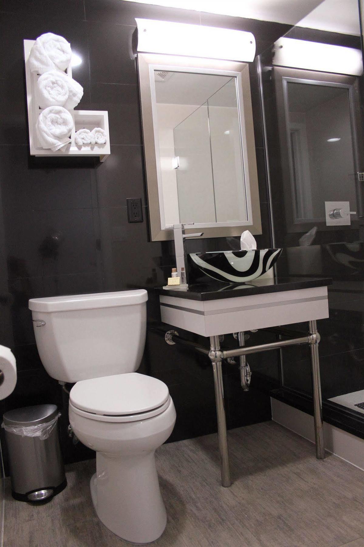 Lotus Boutique Inn And Suites شاطئ أورموند المظهر الخارجي الصورة