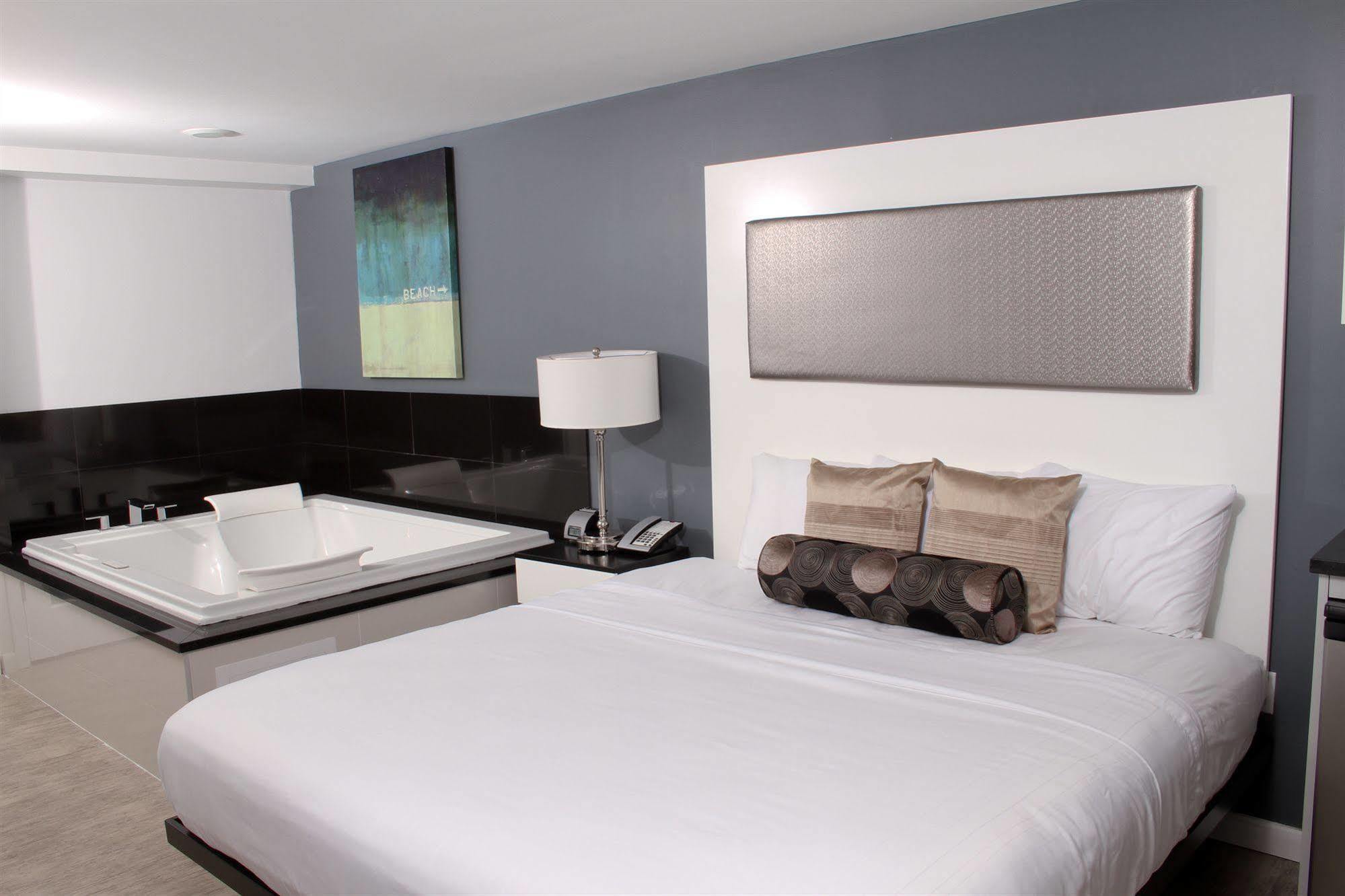 Lotus Boutique Inn And Suites شاطئ أورموند المظهر الخارجي الصورة